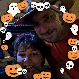 Meet your Posher, Jena